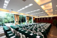 Zhaoqing Yandu science and technology talent serviceDinghushan academician base - Dağ Manzaralı