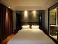 珠海龙山酒店 - 大床房