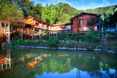 Xiangbiling Manor Hotel dekat Simianshan National Landscape and Famous Scenery