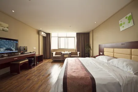 Jingshan Hotel Отели рядом с достопримечательностью «Shizhu Mountain Scenic Area»