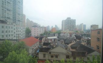 Home Inn (Shanghai Lujiabang Road Metro Station)