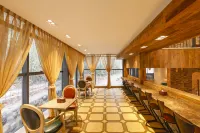 Floral Water Bay Roman Holiday Hot Spring Villa - บังกะโล