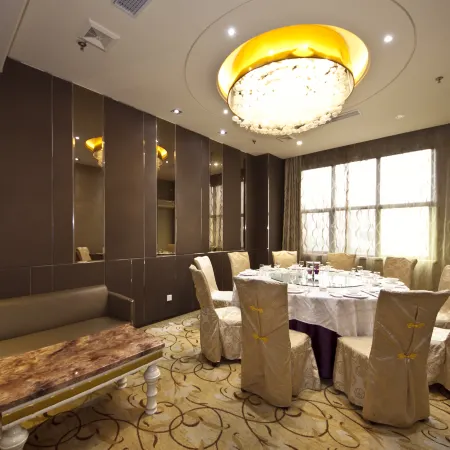 Vienna International Hotel