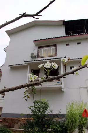 陽朔月亮山客棧