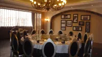 Hualong Lidu Boutique Hotel (Hui County Gongcheng Avenue) - parking