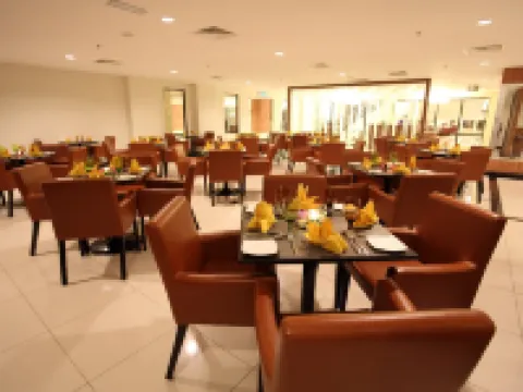 登嘉樓拉亞酒店及會議中心 瓜拉丁加奴酒店