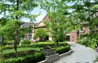 Dujiang Neihongkou Green Mountain View Hot Spring Hotel Hotels near Xiangzhang Ping