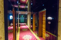 Jiujiu Fashion Hotel (RT mart, Longnan street, Qiqihar)