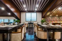 Yajun Hotel (Yiwu International Trade City)
