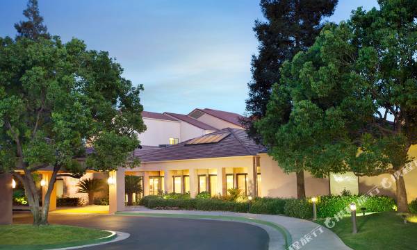 Courtyard Bakersfield