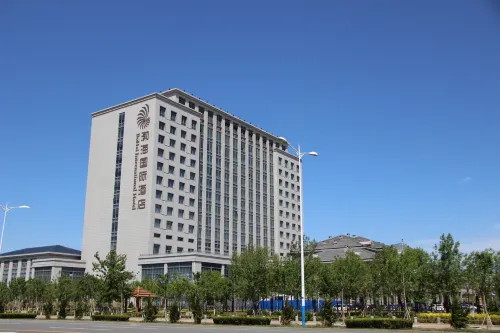 Bohai International Hotel - parking