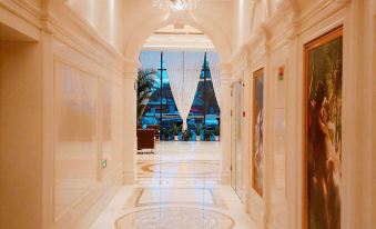 Vienna Hotel(Foshan West Station Shishan store)
