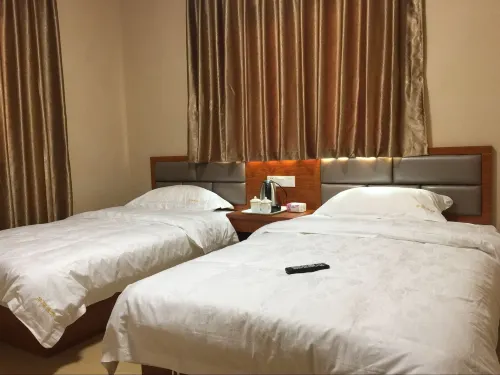 Huafu Hostel