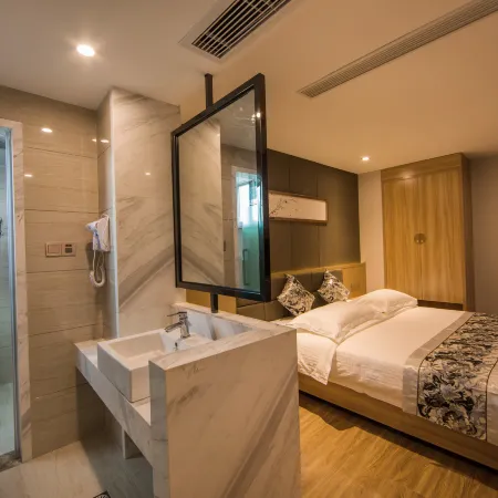 Weiwei Hotel Отели рядом с Аэропорт Уйишань