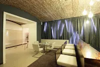 Pure White - bar