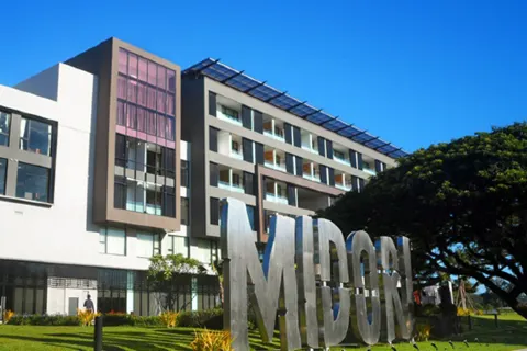 미도리 클락 호텔 & 카지노