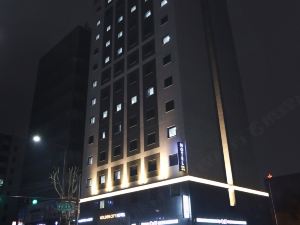 ゴールデン シティ ホテル 東大門
