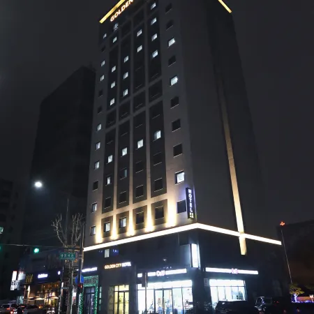 Golden City Hotel Dongdaemun Отели рядом с достопримечательностью «Сеульский лесной парк»
