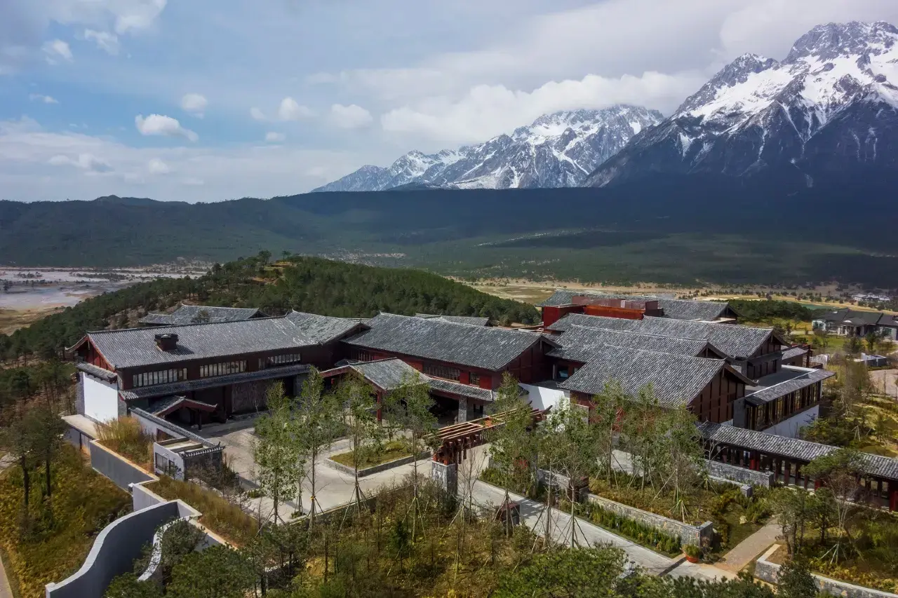 麗江金茂璞修雪山ホテル