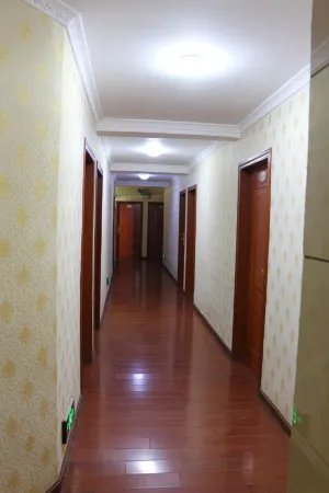 Kaijiang Maoyi Hotel