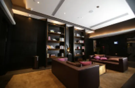 台州陽光25Hours輕奢酒店（黃巖九峯公園店）