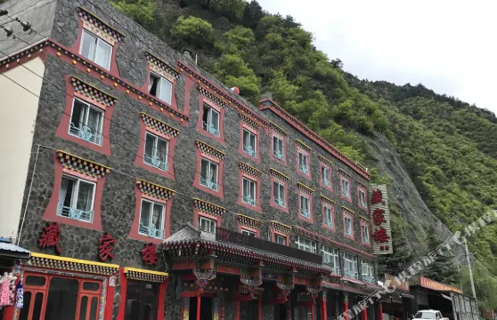 理縣古爾溝藏家樓