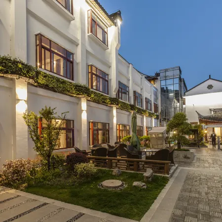 Chengshang Shijia Hotel