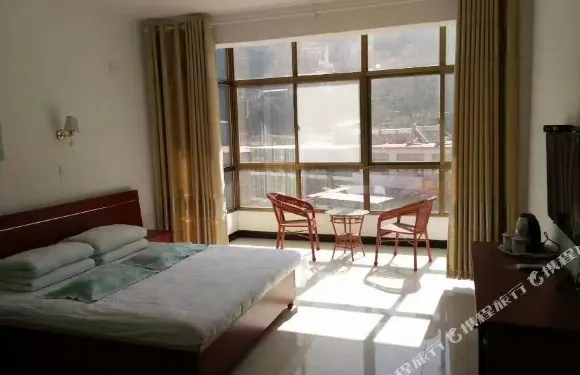 贊皇嶂石巖招待所