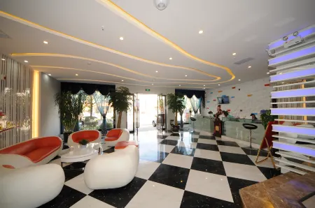 CLOUDS Hotel (Dali Xiangyun High-Speed Railway Station)