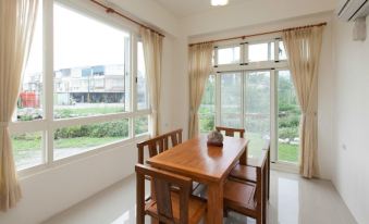 Leisure Village Tree Bed and Breakfast