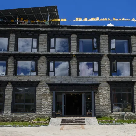 Zhaxi Zhuomu Hotel
