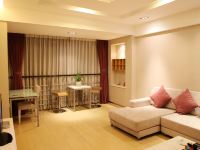 重庆V7国际商务旅行度假公寓 - 精品商务两室一厅套房