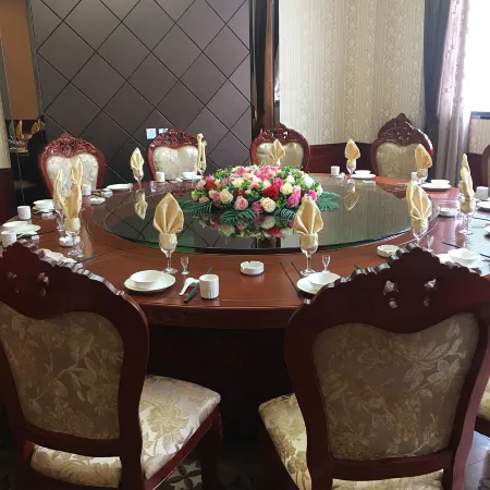Shangding Hotel