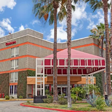 Best Western Plus Commerce Hotel