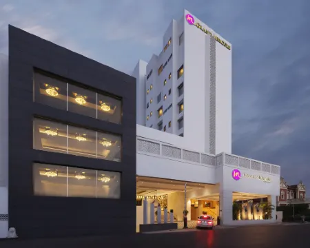 Grand Mercure Vadodara Surya Palace Hotels in Vadodara