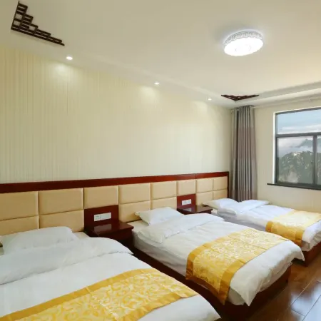 Longxi Inn