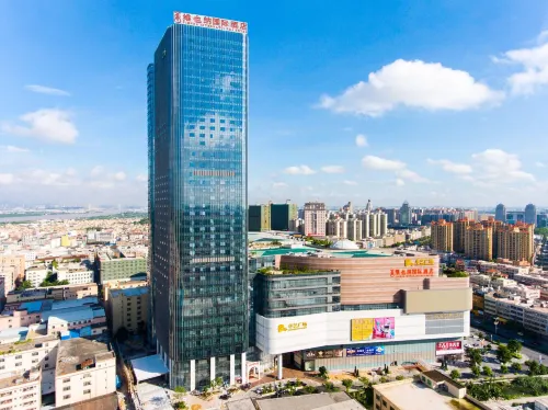 Vienna International Hotel (Zhongshan Old Town Huayi Plaza)