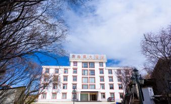 Ruoergai Suogezang Hotel