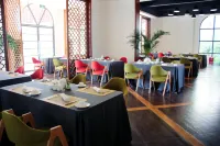 Hot Spring Valley Hotel - breakfast