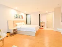 Zhuhai Dreamer Space Capsule Hotel (Gongbei Port)