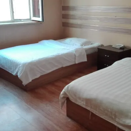 Arxan Xingping Hotel