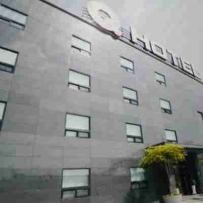 큐호텔 Hotel Exterior