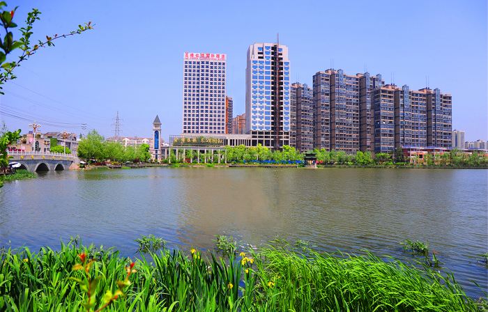 Vienna International Hotel (Tianmen Wanda Plaza Donghu Branch)