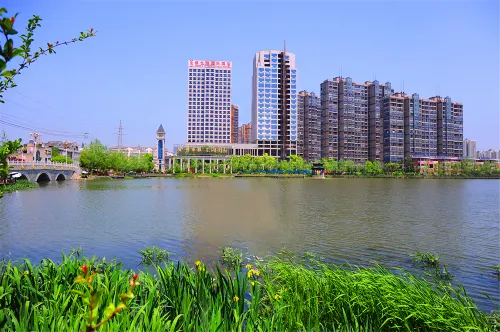 Vienna International Hotel (Tianmen Wanda Plaza Donghu Branch) Hotels in Tianmen