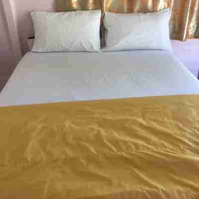 Baan Puk 24 Hours Hotel Rooms