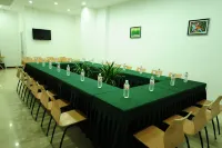 Zhongzhou Express Hotel