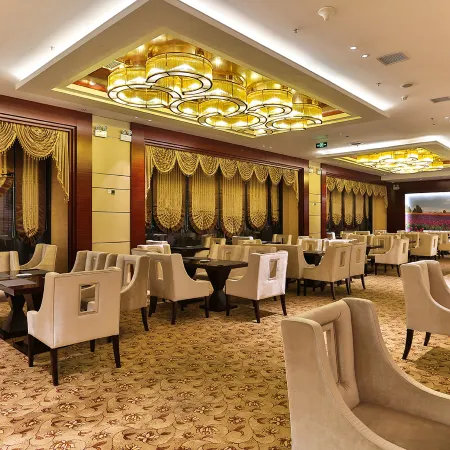 Guangzhou Jiulong Hotel (Dushan Bus Terminal)