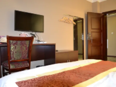 Sanbao Ruixiang Business Hotel Hotels in Daofu