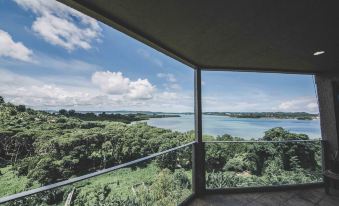 Cliffside View Hotel