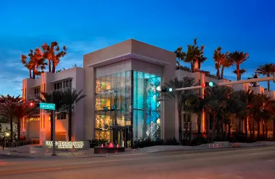 Grand Beach Hotel Surfside West Hotel di Bay Harbor Islands